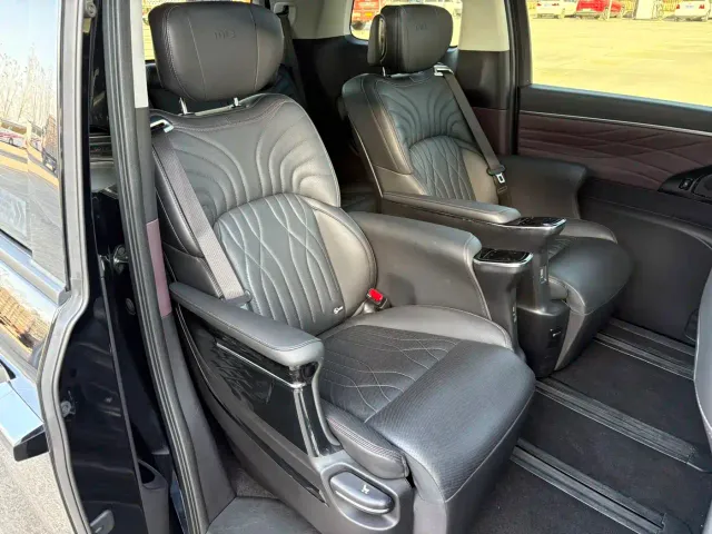 GAC Trumpchi M8 — Фото автомобиля 15