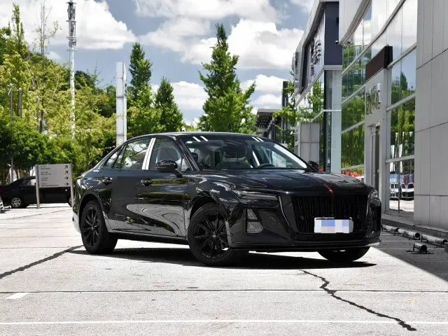 Hongqi H5 — Фото автомобиля 2