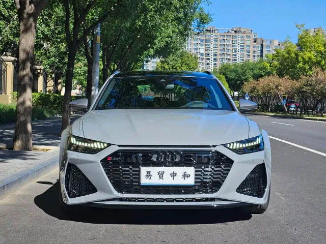 Audi RS 6 — Фото автомобиля 4
