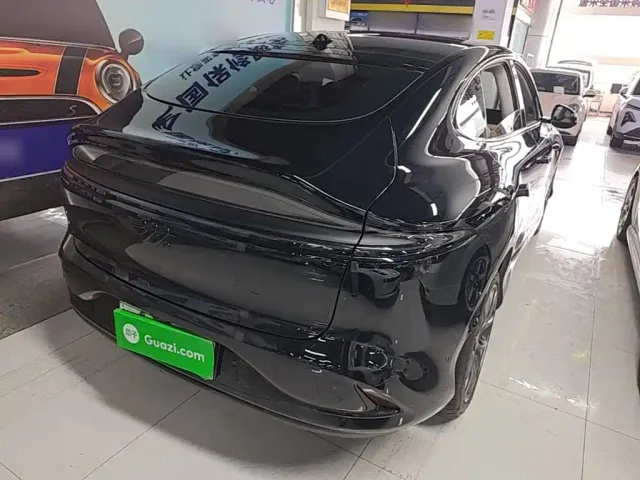 IM Motors LS6 — Фото автомобиля 6