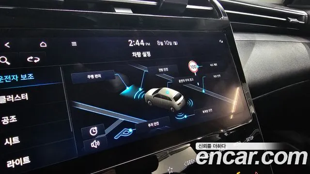 Hyundai Tucson Tucson (NX4) Бензин 1.6 турбо 2WD — Фото автомобиля 30