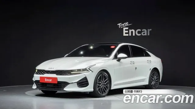 Фотография автомобиля — Kia K5 Generation 3