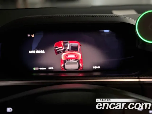 Tesla Model X — Фото автомобиля 7
