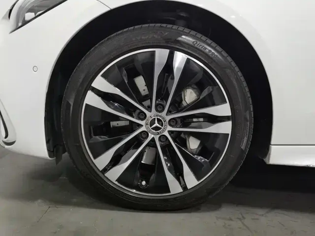 Mercedes-Benz C-Class — Фото автомобиля 17