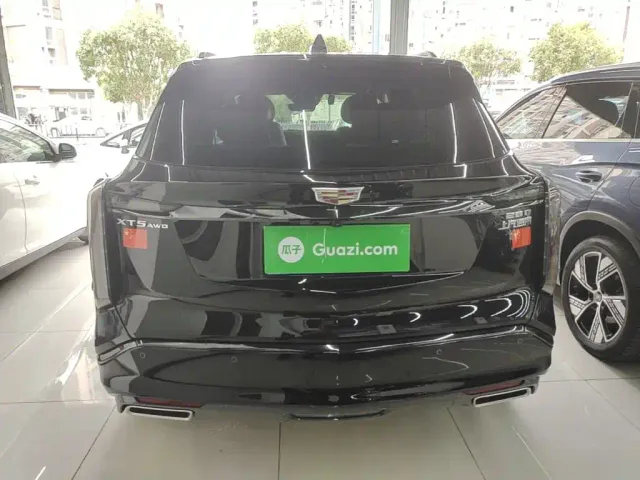 Cadillac XT5 — Фото автомобиля 5