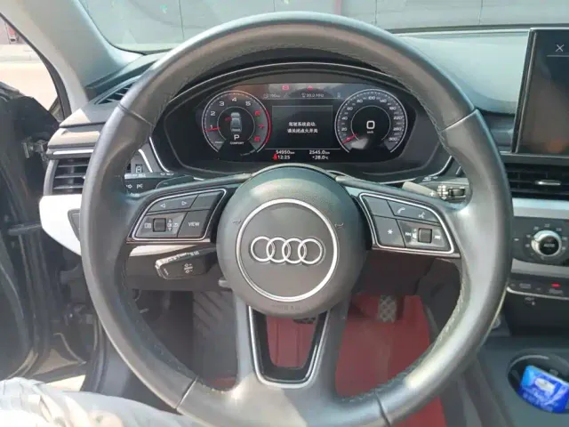 Audi A4L — Фото автомобиля 15