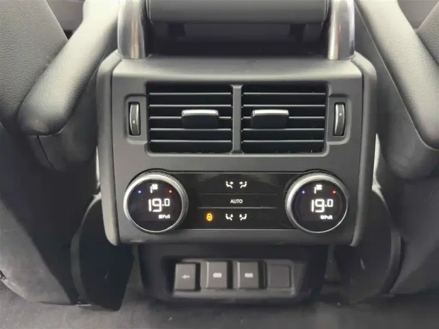 Land Rover Discovery — Фото автомобиля 11