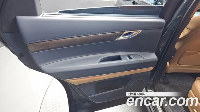 Genesis GV80 2.5T Бензин AWD — Фото автомобиля 24