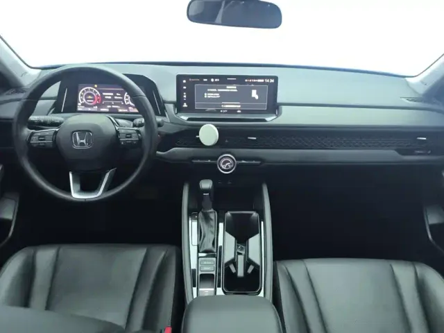 Honda Accord — Фото автомобиля 12