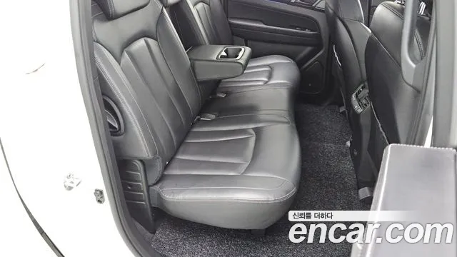 KG_Mobility_Ssangyong Rexton Новый Rexton Sport Дизель 2.2 4WD — Фото автомобиля 10