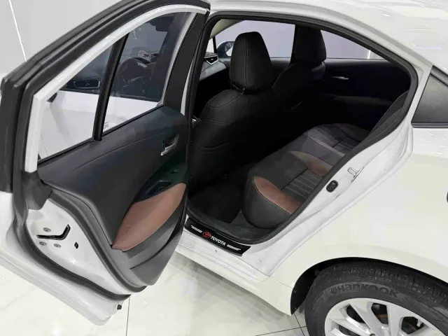 Toyota Corolla — Фото автомобиля 16