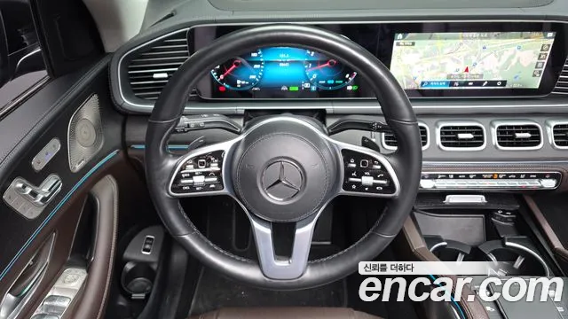 Mercedes-Benz GLE-Class — Фото автомобиля 26