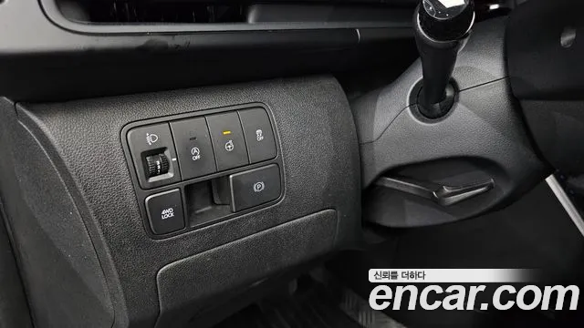 Hyundai Staria Staria 4WD Tourer 11 мест — Фото автомобиля 27