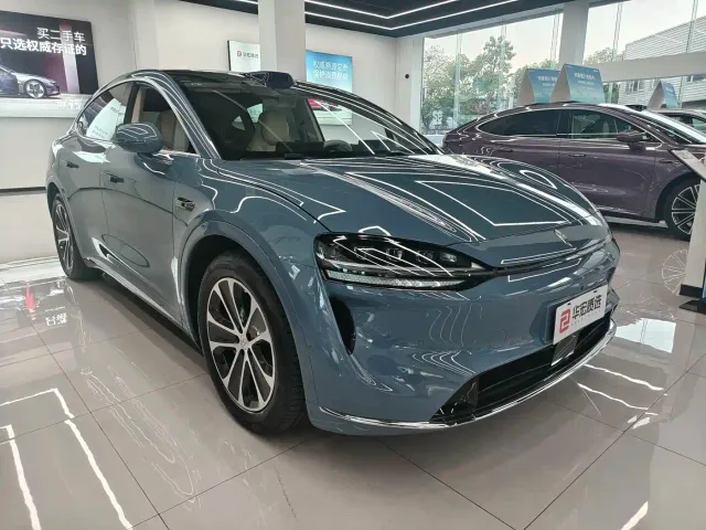 Luxeed R7 — Фото автомобиля 3