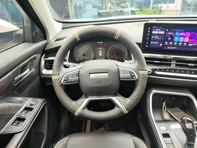 Haval H6 — Фото автомобиля 10