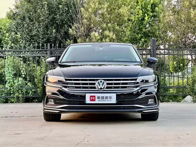 Volkswagen Phideon — Фото автомобиля 2