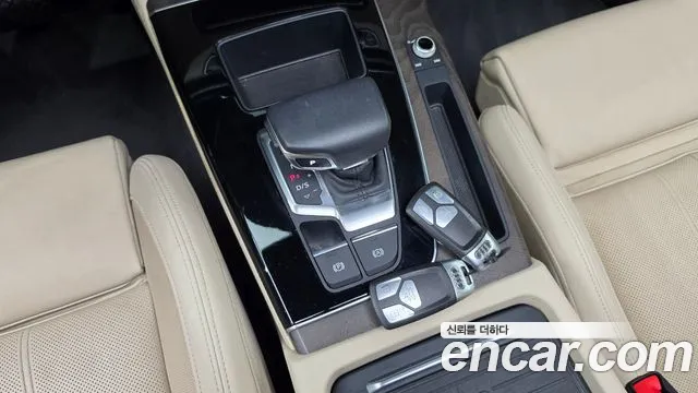 Audi Q5 FY — Фото автомобиля 12