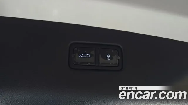 Genesis GV70 — Фото автомобиля 23