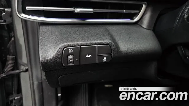 Hyundai AVANTE Avante (CN7) — Фото автомобиля 19