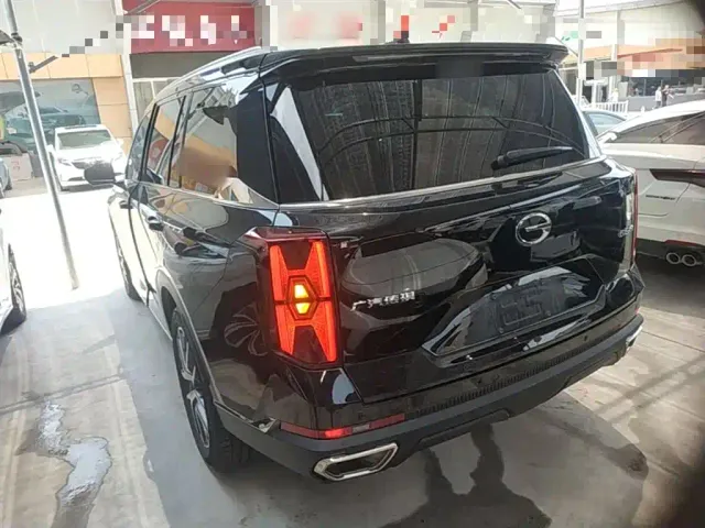 GAC Trumpchi GS8 — Фото автомобиля 3