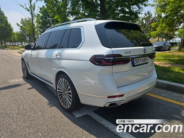 BMW X7 — Фото автомобиля 2
