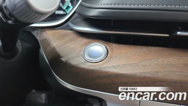 Genesis G80 RG3 — Фото автомобиля 30