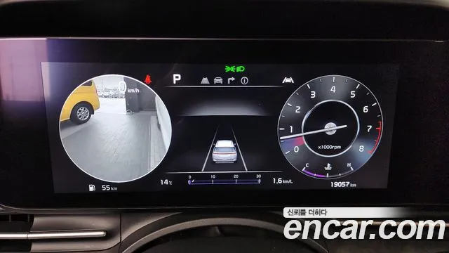 Kia Canival Carnival 4 поколение Бензин 7 мест Signature — Фото автомобиля 8