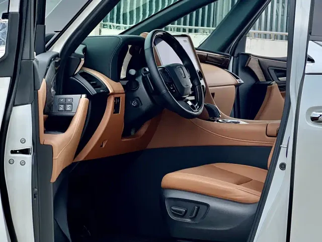 Toyota Vellfire — Фото автомобиля 5
