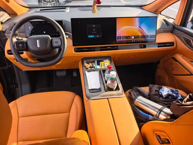 Wey Alpine — Фото автомобиля 7