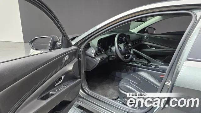 Hyundai AVANTE Avante (CN7) — Фото автомобиля 8