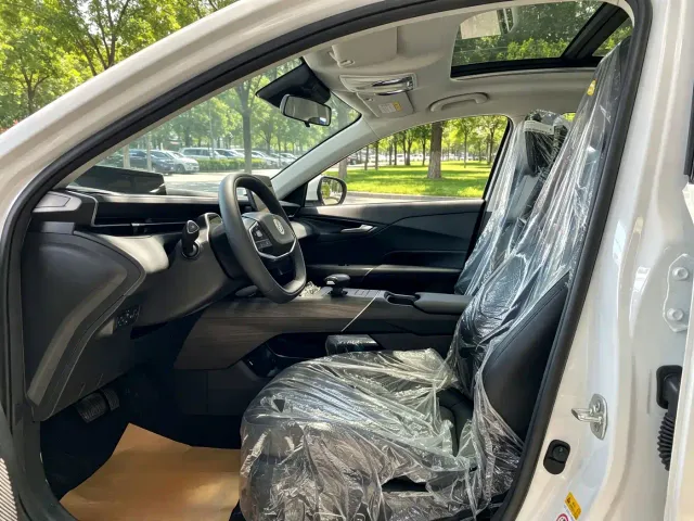 Changan Lamore — Фото автомобиля 10