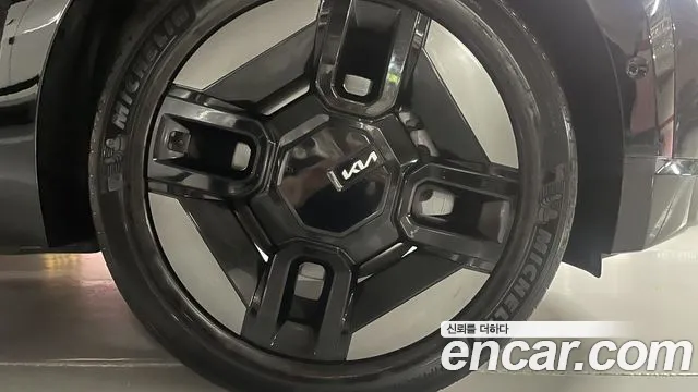 Kia EV9 — Фото автомобиля 5