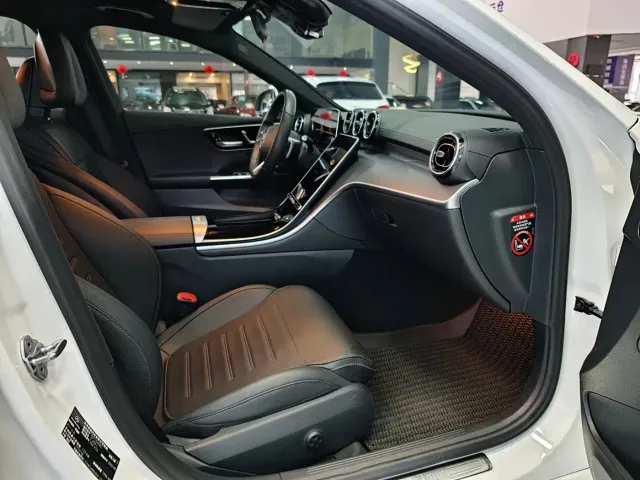 Mercedes-Benz C-Class — Фото автомобиля 19