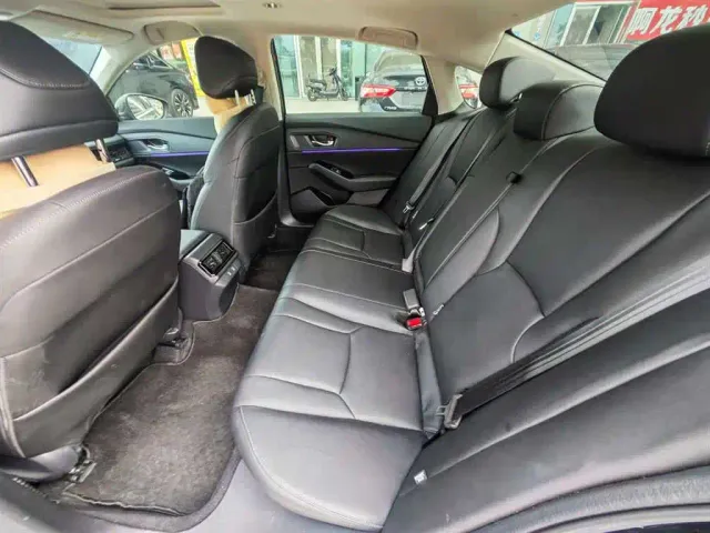Honda Accord 2025 Sport Series 260TURBO Luxury Edition — Фото автомобиля 6