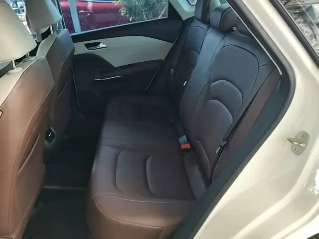 Chevrolet Monza — Фото автомобиля 16