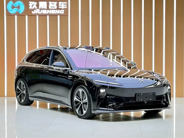 Nio ET5 Touring — Фото автомобиля 3