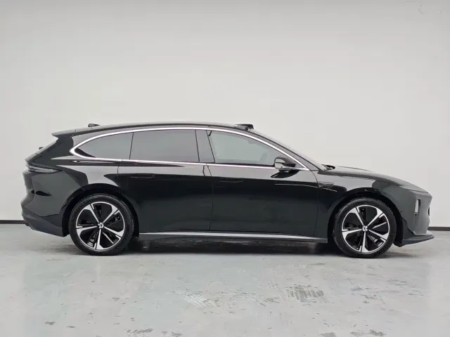 Nio ET5 Touring — Фото автомобиля 18