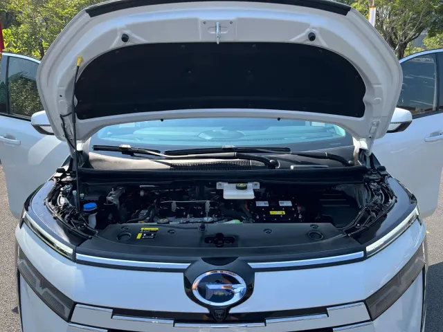 GAC Trumpchi E8 — Фото автомобиля 26
