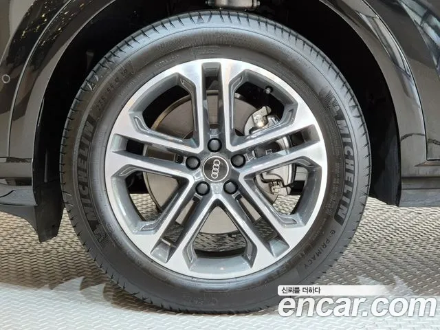 Audi Q5 80A — Фото автомобиля 5