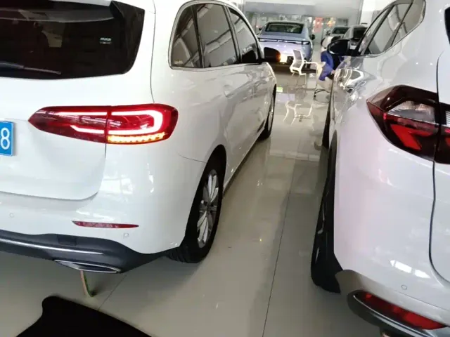 Mercedes-Benz B-Class — Фото автомобиля 7