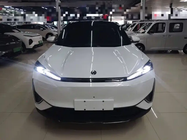 Dongfeng Fengshen L7 — Фото автомобиля 2