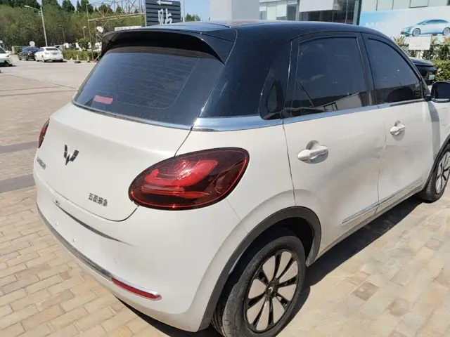 Wuling Bingo — Фото автомобиля 6