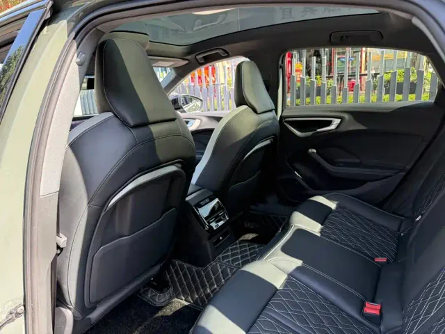 Audi A5L — Фото автомобиля 11