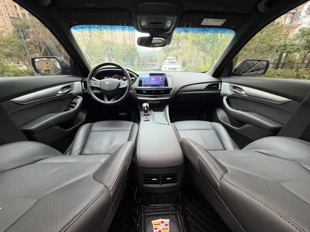 Cadillac CT5 — Фото автомобиля 17