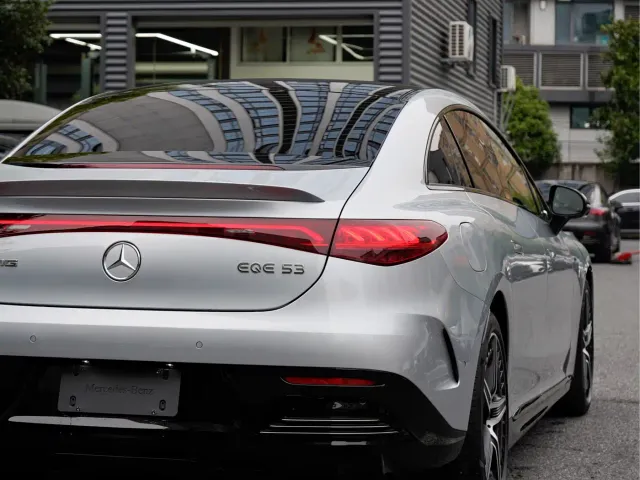 Mercedes-Benz EQE AMG — Фото автомобиля 8