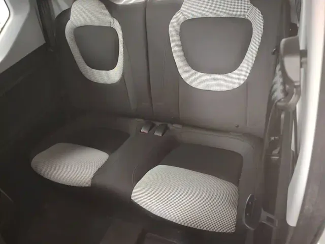 Wuling Hongguang Mini EV — Фото автомобиля 16