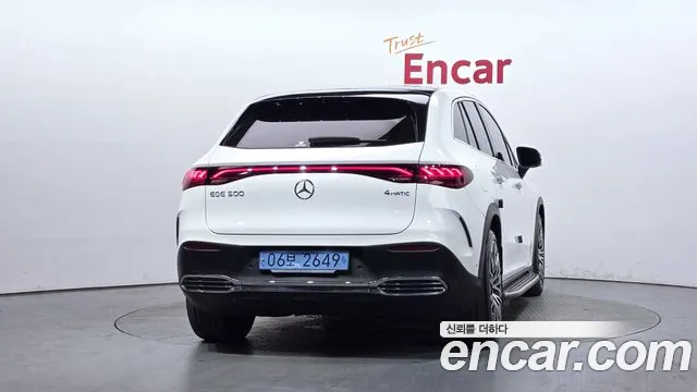Mercedes-Benz EQE — Фото автомобиля 2