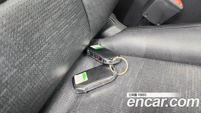Kia Niro New — Фото автомобиля 21