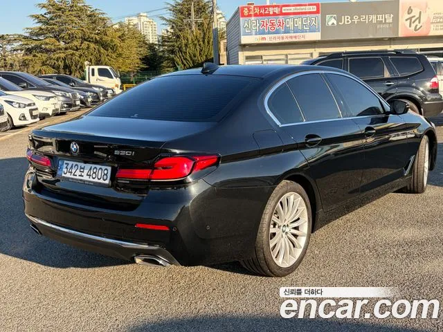 BMW 5-Series — Фото автомобиля 7