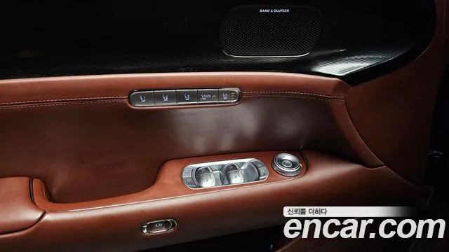 Genesis G90 Бензин 3.5 турбо AWD — Фото автомобиля 27